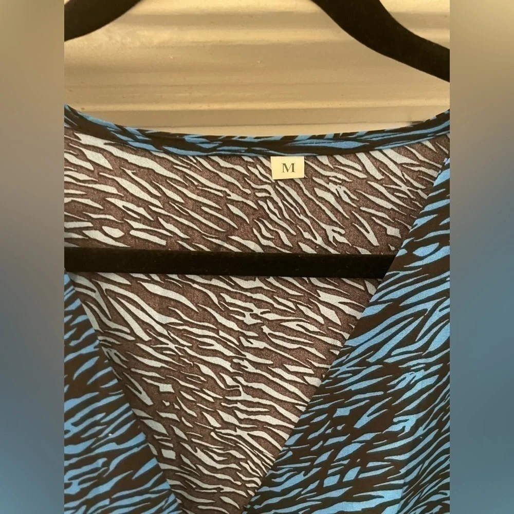Blue animal print zebra scrunched long sleeve dress size‎ Medium